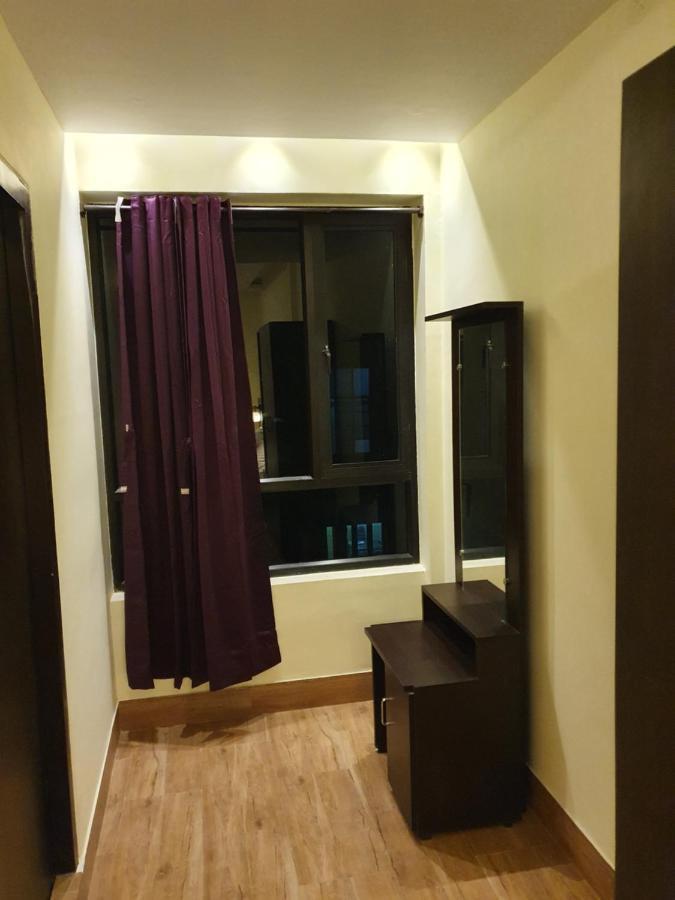 Sri Lakshmi Palace A/C Hotel Suluru Ngoại thất bức ảnh