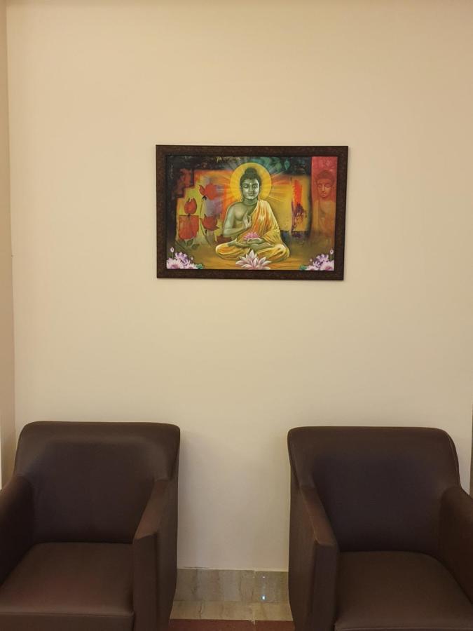 Sri Lakshmi Palace A/C Hotel Suluru Ngoại thất bức ảnh